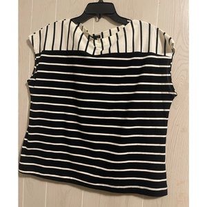 New never worn woman’s top